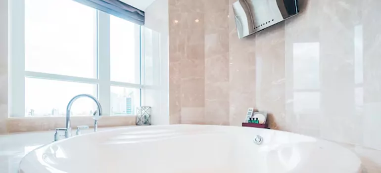 Bathroom Window Coverings in Gravenhurst, ON