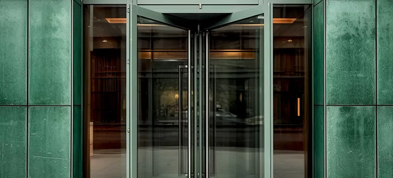 Commercial Garage Doors Repair in Gravenhurst, ON
