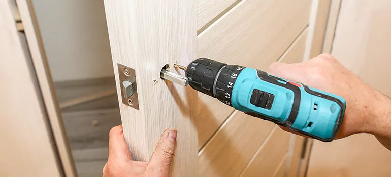 Old Door Knob Repair in Gravenhurst, ON