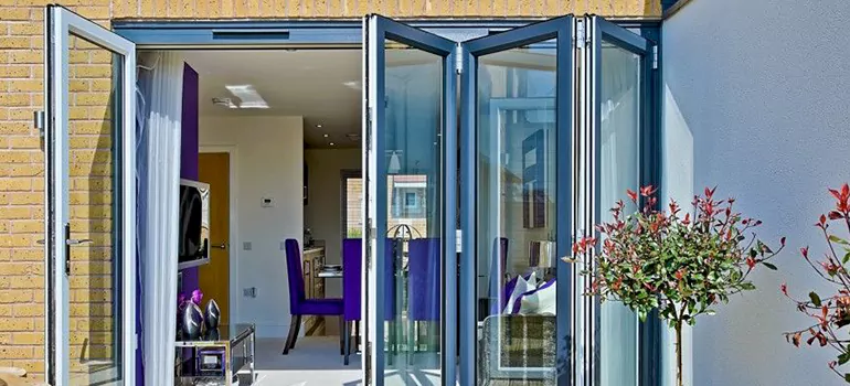 Bifold Door Repairs Near Me in Gravenhurst, ON
