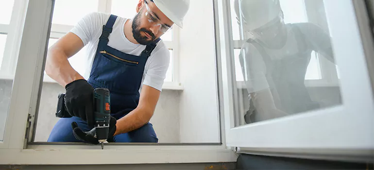 Replace Broken Window Pane in Gravenhurst, ON