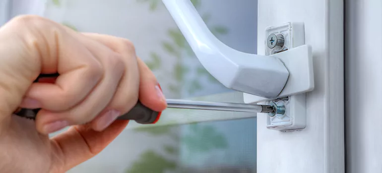 Window Crack Repair in Gravenhurst, ON