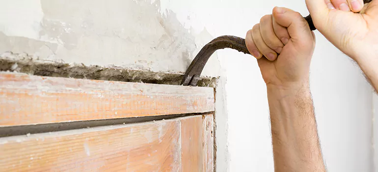 Wooden Garage Door Repair in Gravenhurst, ON