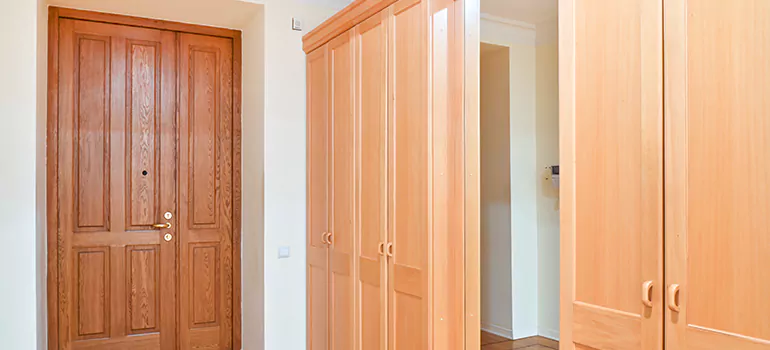 Glass Closet Door Repair in Gravenhurst, ON