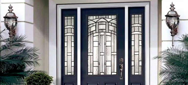 Craftsman Entry Door in Gravenhurst, ON