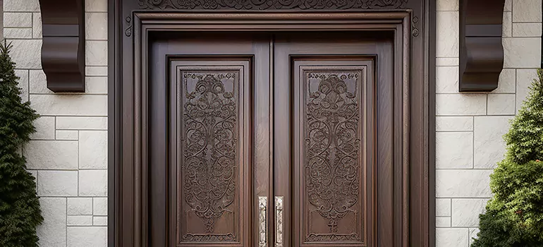 Front Door Moulding in Gravenhurst, ON